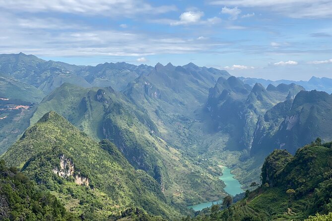 Ha Giang Comfort Car Ride 4D3N - Reviews and Rating