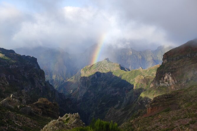 Half-Day 7 to 12 Private Group Madeira "Mystery Tour" 4x4 Jeep - Meeting and Pickup Details