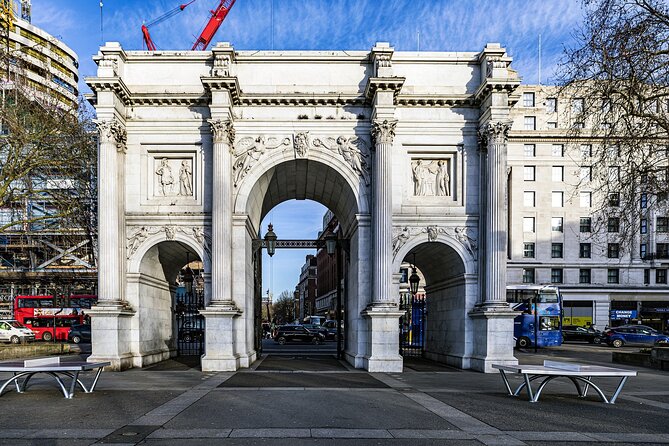 Half Day Tour of London With St Pauls Cathedral Entry - Professional Tour Guide Information