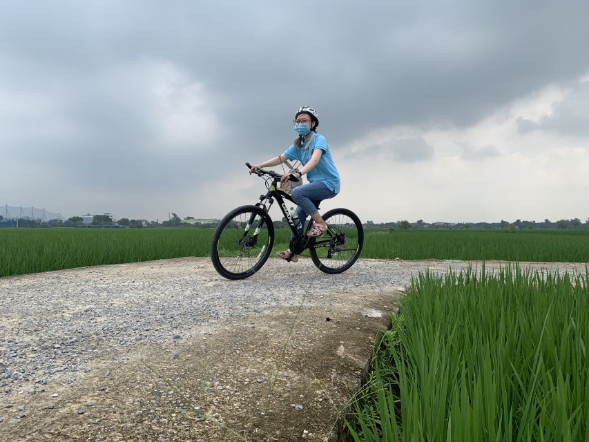 Hanoi Countryside Bike Tour: Red River Culture & Daily Life - Boating Experience