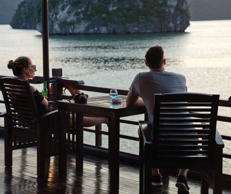 Hanoi: Halong Bay 2 Days 1 Night Cruise - Onboard Activities and Entertainment