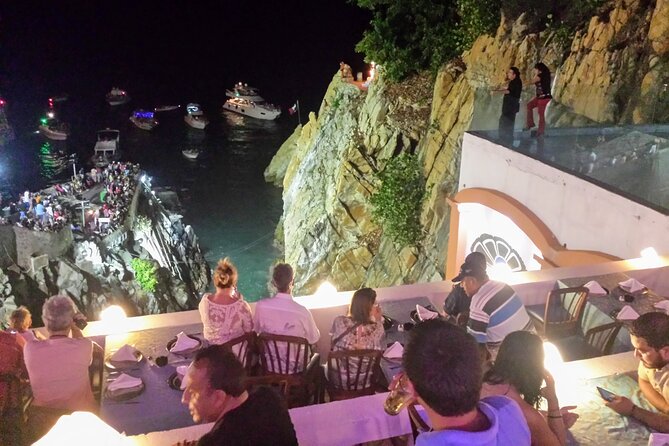 High Divers Deluxe Three Course Dinner Three Drinks Plus SUNSET - Reviews and Ratings Analysis