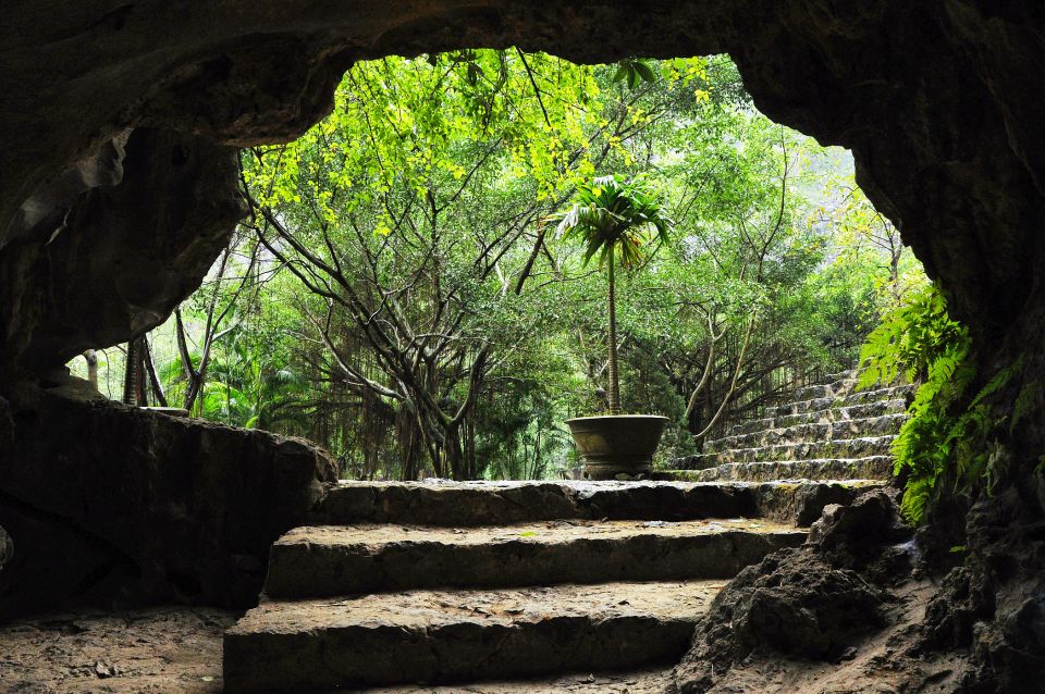 Hoa Lu, Tam Coc, and Mua Cave 1-Day Tour - Directions