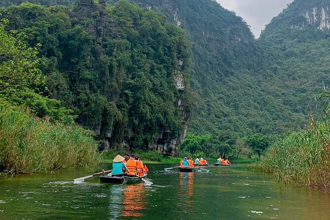 Hoa Lu, Tam Coc, Mua Cave Via Bike & Boat - Top Rated Tours 1 Day - Dining Options and Local Cuisine