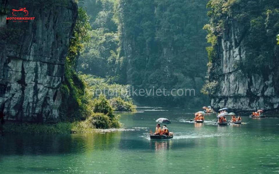 Hoa Lu - Trang an 1 Day Trip: Ninh Binh Tour - Full Description