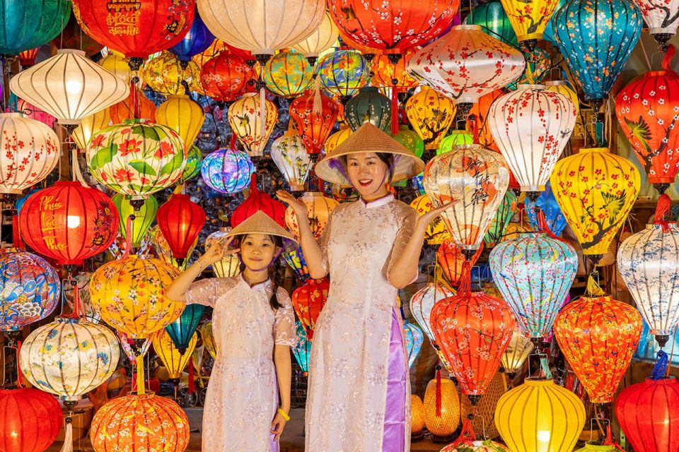 Hoi an by Night: 4-Hour Tour With Dinner - Tour Experience