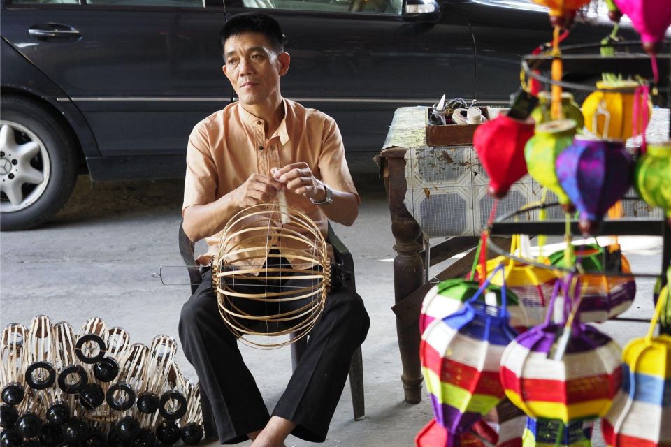 Hoian: Lantern Making Class & Bike to the Rice Bufalo Fields - Live Tour Guide