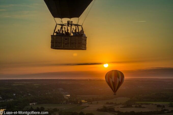 Hot Air Balloon Flight Above the Castle of Chenonceau - Inclusions