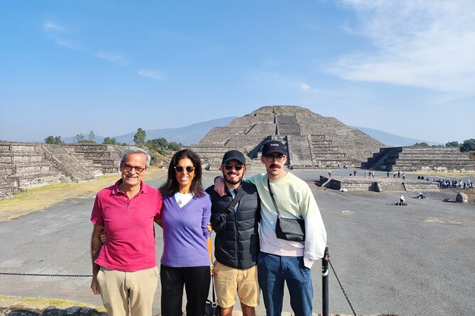 Hot Air Balloon Flight in Teotihuacán Breakfast in a Cave - Traveler Experience