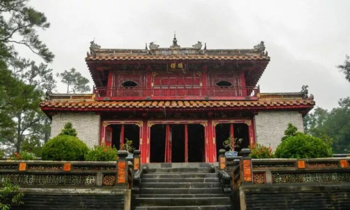 Hue City Tour and Dragon Boat Trip Small Group - Reservation Details