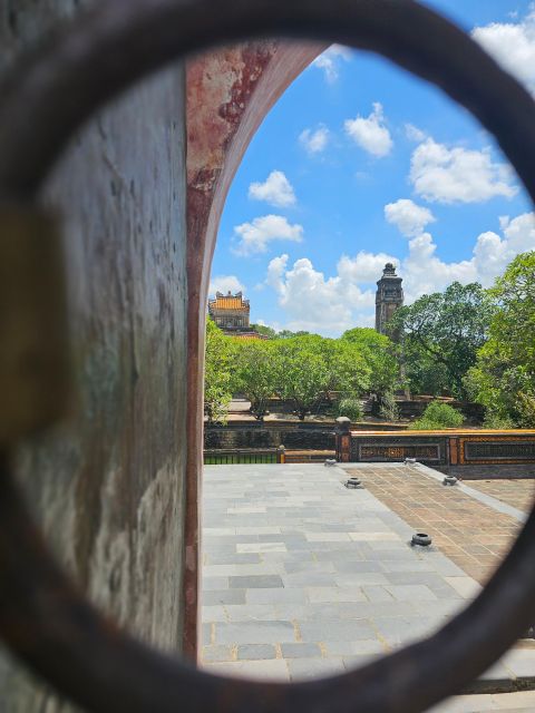 Hue Royal Tombs Tour: Khai Dinh and Tu Duc Mausoleum - Tour Focus