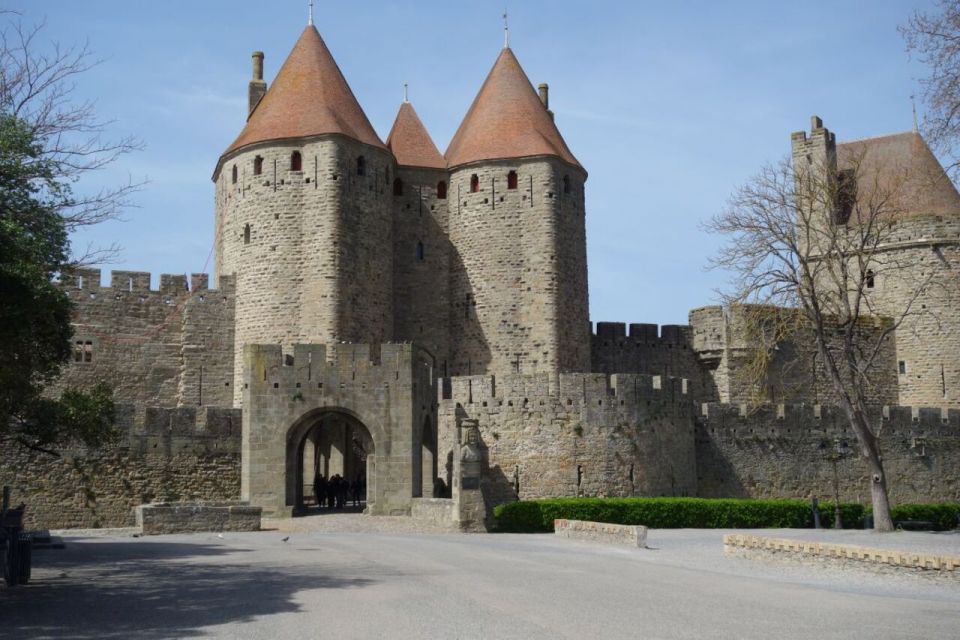 Immerse Yourself in the Time of the Builders in Carcassonne - Experience