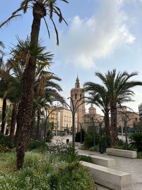 In Love With Valencia: a Self-Guided Audio Tour - Inclusions