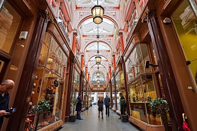 Indulge in Luxury The Ultimate Mayfair Shopping Private Tour - Gourmet Dining Experience