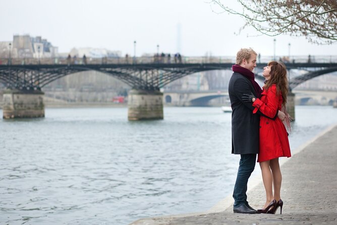 Inspiring Paris Walking Tour for Couples - Charming Cafés and Bakeries
