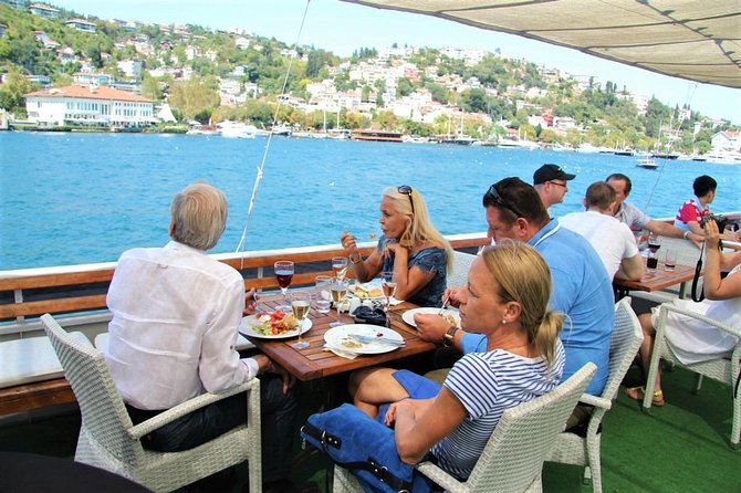 Istanbul Lunch Cruise on Bosphorus and Black Sea - Feedback and Ratings
