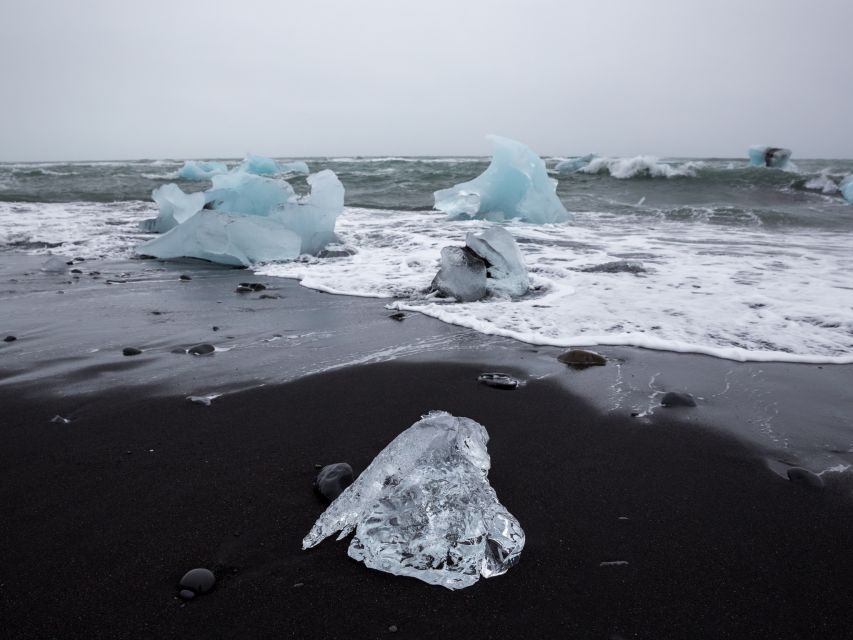 Jökulsárlón Floating Glacier & Diamond Beach Day Tour - Jokulsarlon Glacier Lagoon