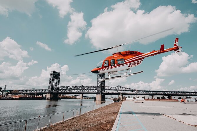 Kearny, NJ: Highlights of NYC Helicopter Tour - Equipment and Safety Measures