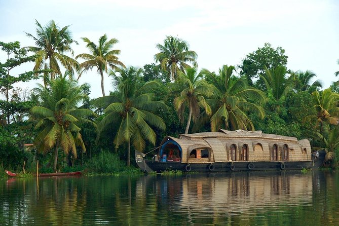 Kerala Honeymoon Special Package With Private Houseboat - Reviews and Ratings