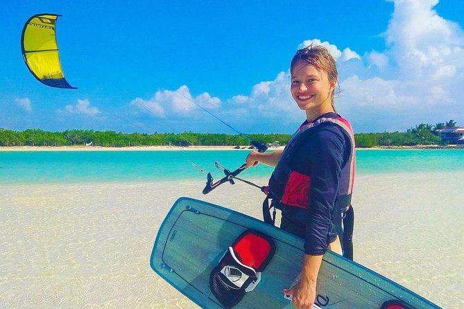 Kitesurfing Lessons in Isla Holbox - Equipment Provided and Required