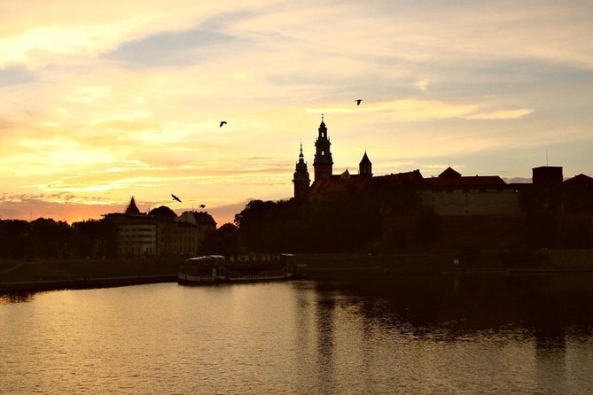 Krakow: Skip The Line Wawel Castle Royal Apartments Guided Tour - Exclusions