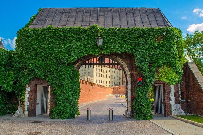 Krakow: Wawel Castle Guided Tour - Inclusions