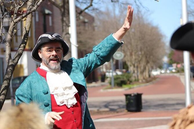 Lively Characters Guide You Through Olde Towne Portsmouth, VA (Norfolk County) - Key Points
