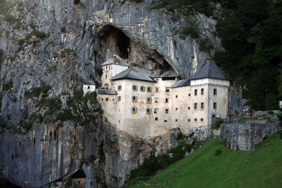 Ljubljana: Postojna Cave & Predjama Castle Half-Day Tour - Booking Options & Flexibility