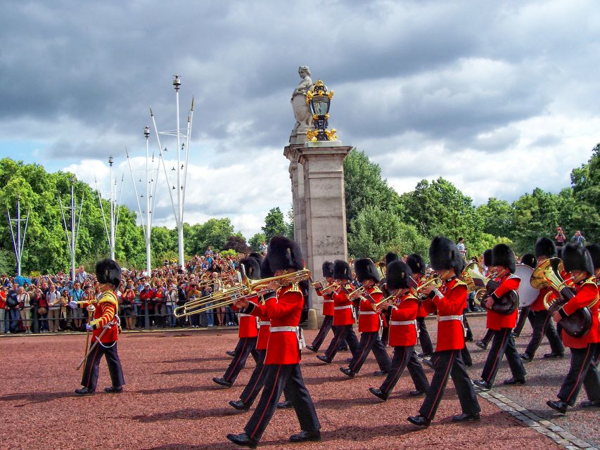 London: Buckingham Palace Changing of the Guard Guided Tour - Inclusions