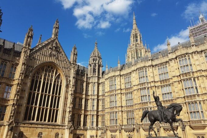 London: Top 30 Sights Walking Tour and Tower Bridge Exhibit - Meeting Point