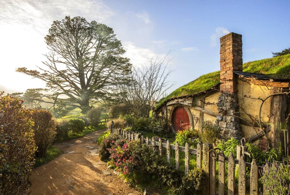 LOTR Tour) Hobbiton Movie Set & Hamurana Spring - Full Description