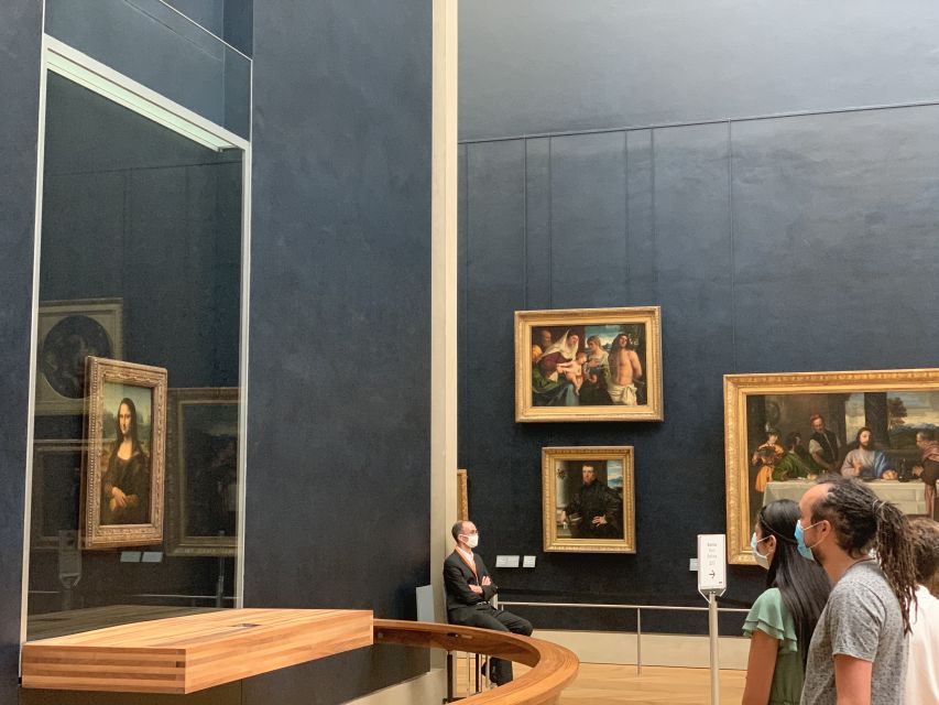 Louvre Museum: Skip-the-Line Small Group Guided Tour - Skip-the-Line Access and Multilingual Guides