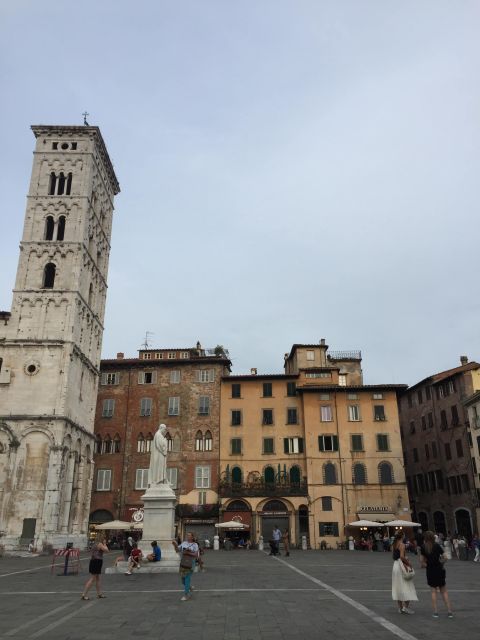 Lucca Wine Tour: 2 Tastings With Lunch + Minivan Transport - Itinerary