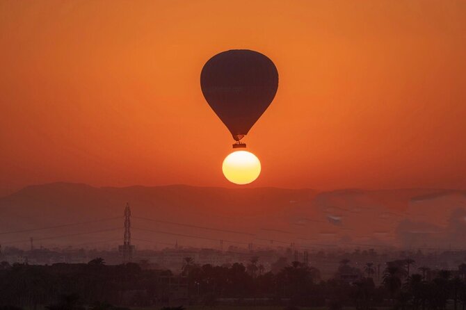 Luxury Sunrise Balloon Ride in Luxor With Hotel Pickup - Mixed Opinions