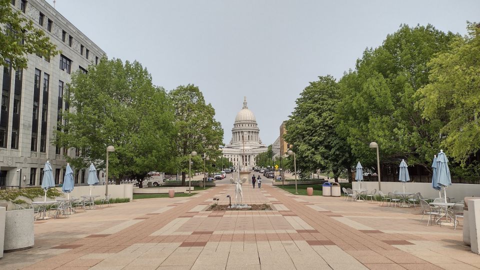 Madison Tour: a Guide From Monona Terrace to Memorial Union - Starting Point and Landmarks
