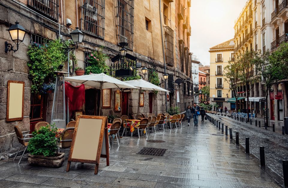 Madrid: Intimate History & Food in Old Town Tour. Since 2018 - Tour Experience