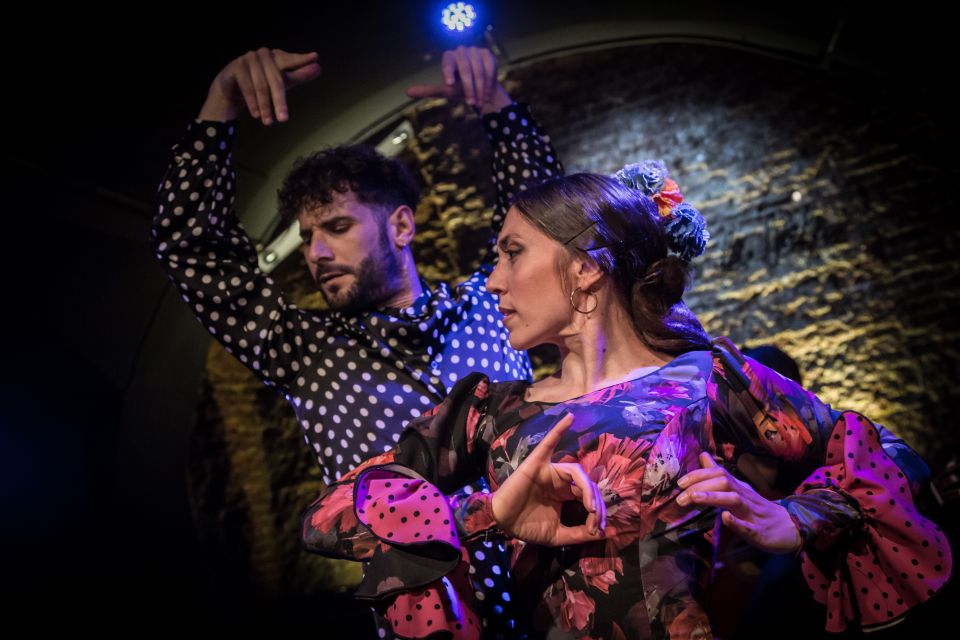 Madrid: La Cueva De Lola Flamenco Show Tickets With Drink - Reservation Information