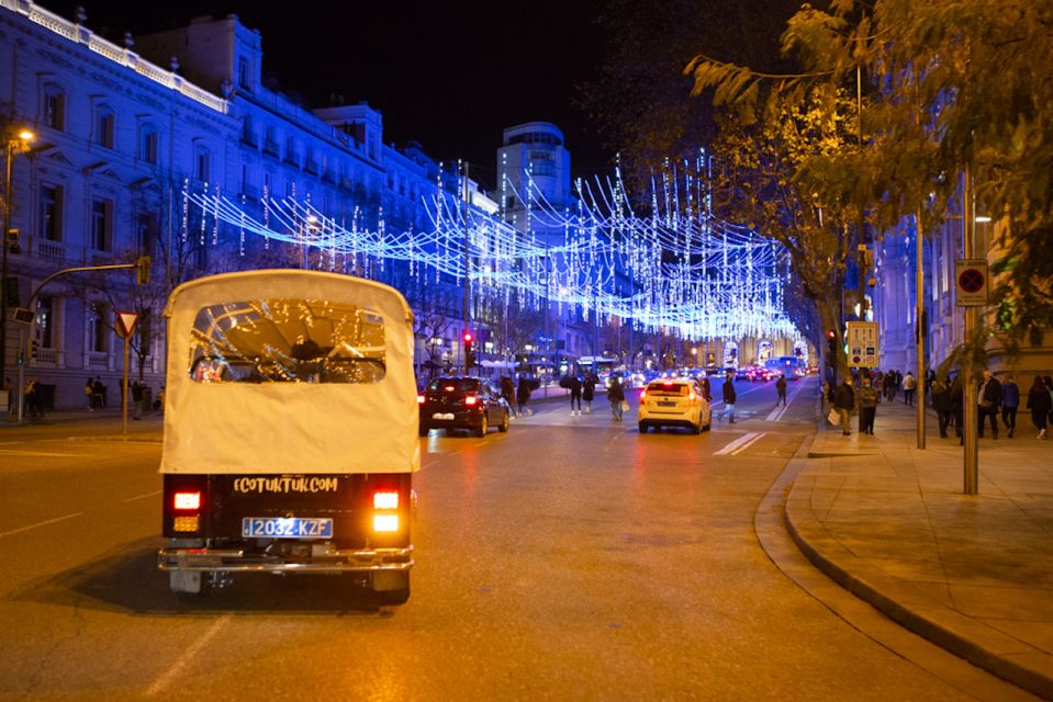 Madrid: Private Christmas Lights Tour by Eco Tuk Tuk - Review Summary