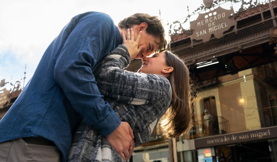 Madrid: Romantic Photoshoot for Couples - Highlights of the Activity