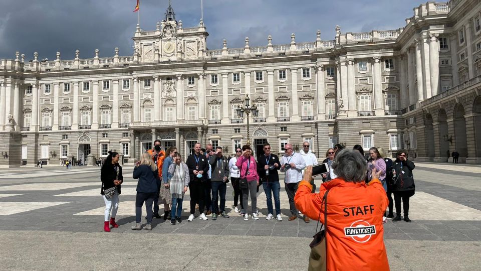 Madrid: Royal Palace Entry Ticket and Small Group Tour - Tour Description
