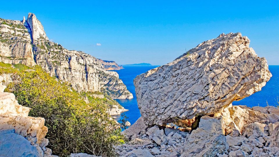 Marseille: Calanques National Park Guided Hike With Picnic - Inclusions