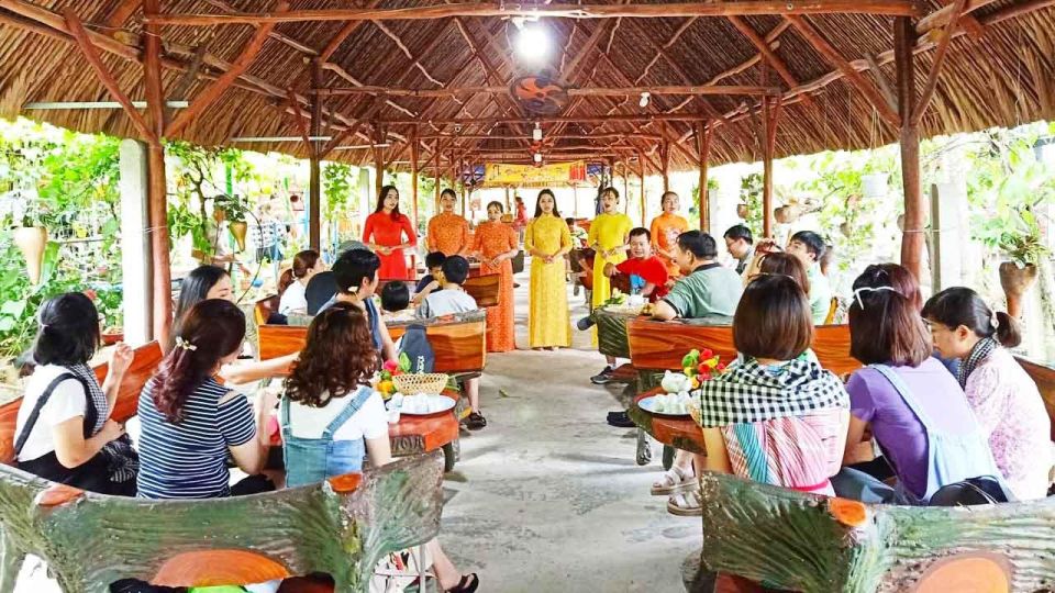 Mekong Delta Daily Tour (Group of 11 Guests) - Activity Description