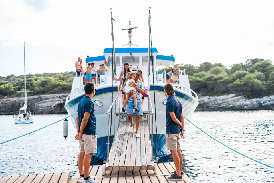 Menorca: Half Day Beach Exploration Boat Trip - Customer Reviews