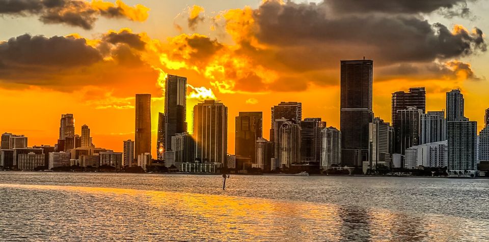 Miami: Sunset Cruise Through Biscayne Bay and South Beach - Celebrity Homes