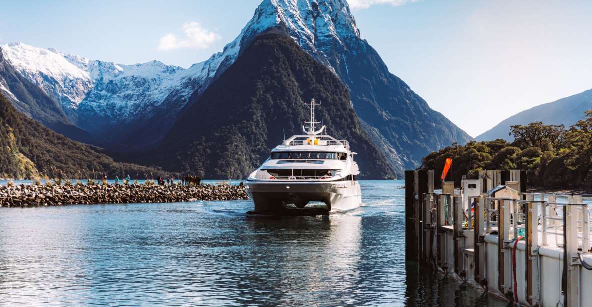 Milford Sound: Nature Cruise on a Modern Catamaran - What to Bring