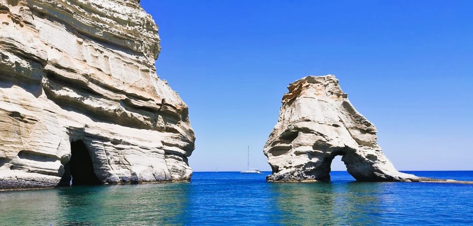 Milos: South Coast Private RIB Cruise With Kleftiko Visit - Duration: 6 Hours