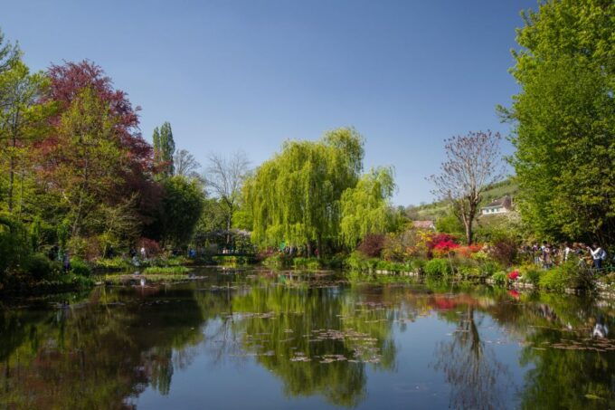 Monet's Garden Bike Tour From Paris - Full Itinerary