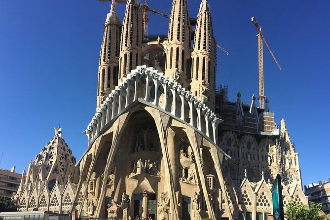 Montserrat, Sagrada Familia & Barcelona Private Tour - From Salou/Tarragona - Cancellation Policy Overview