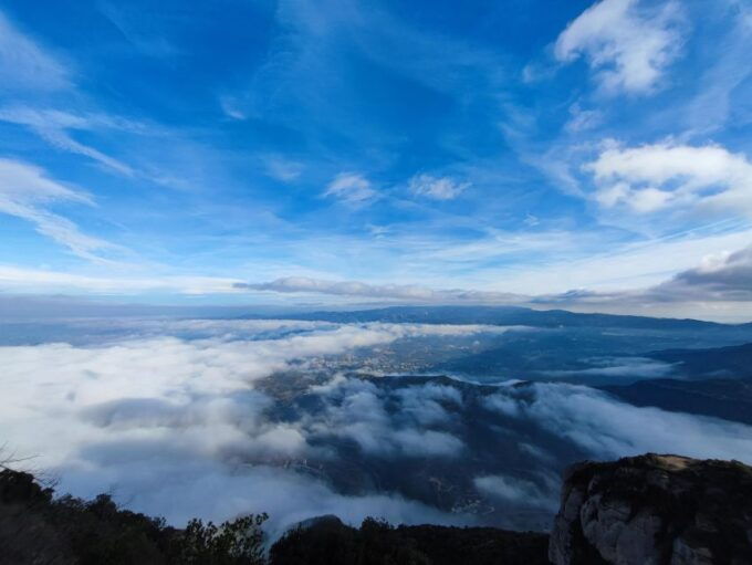 Montserrat Small Group Tour With Train and Cable Car - Tour Highlights