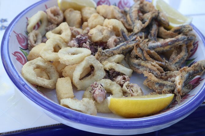 Morning Class: Preparing Authentic Tapas for a Party - Pairing Tapas With Wine